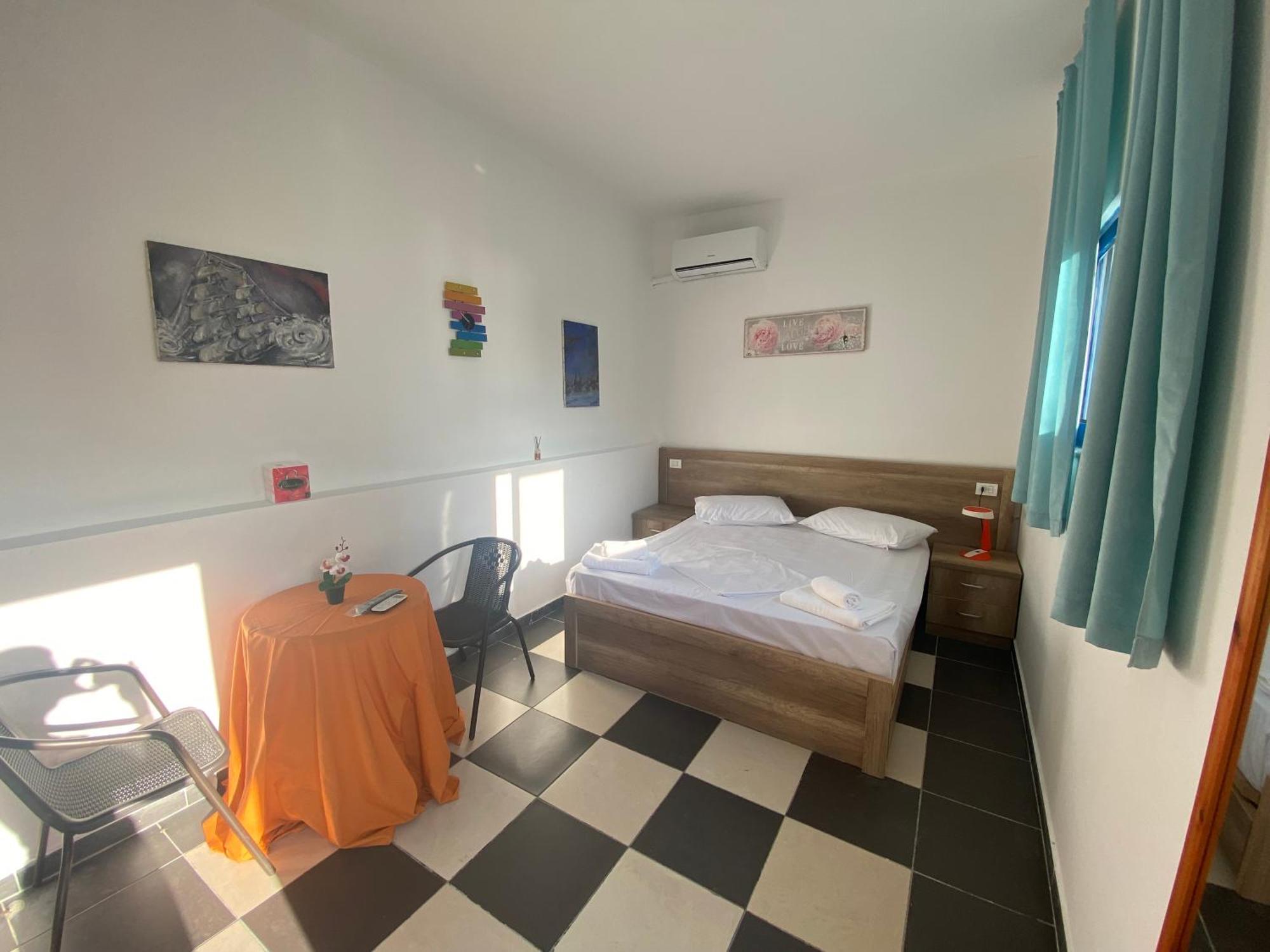 Tramonto Hotel دراس الغرفة الصورة